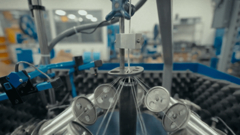 Amphenol: Habilitando la revolución electrónica  (Amphenol Industrial – inglés)
